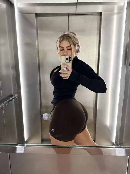 Bulk is going well by ScarlettxThicc