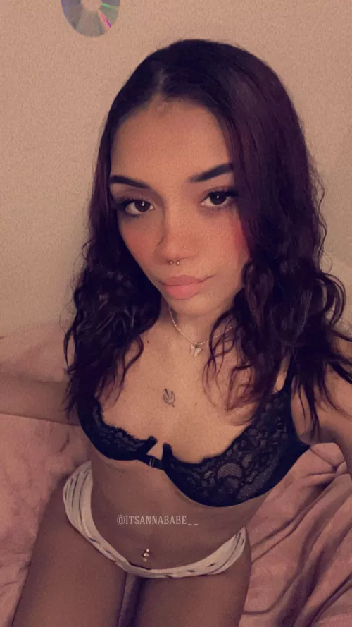 cum join me in bed💦💋 by Annababe_