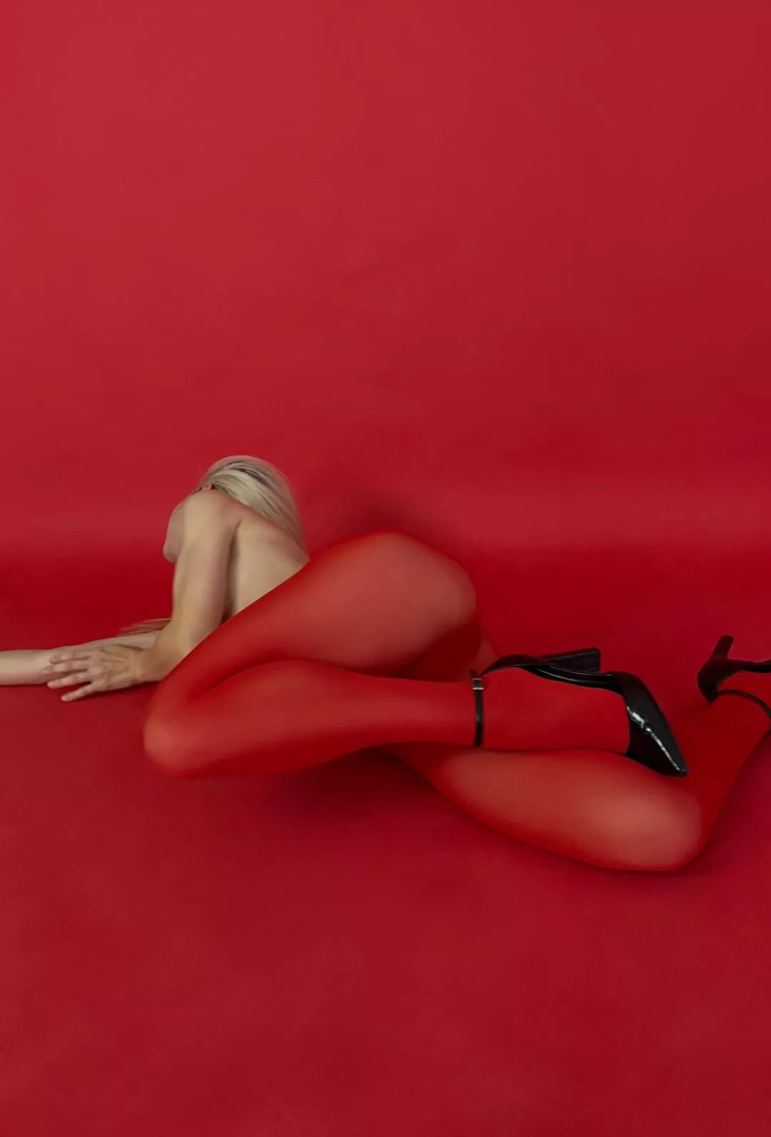 Do you like my legs? posted by AnnaOcori2