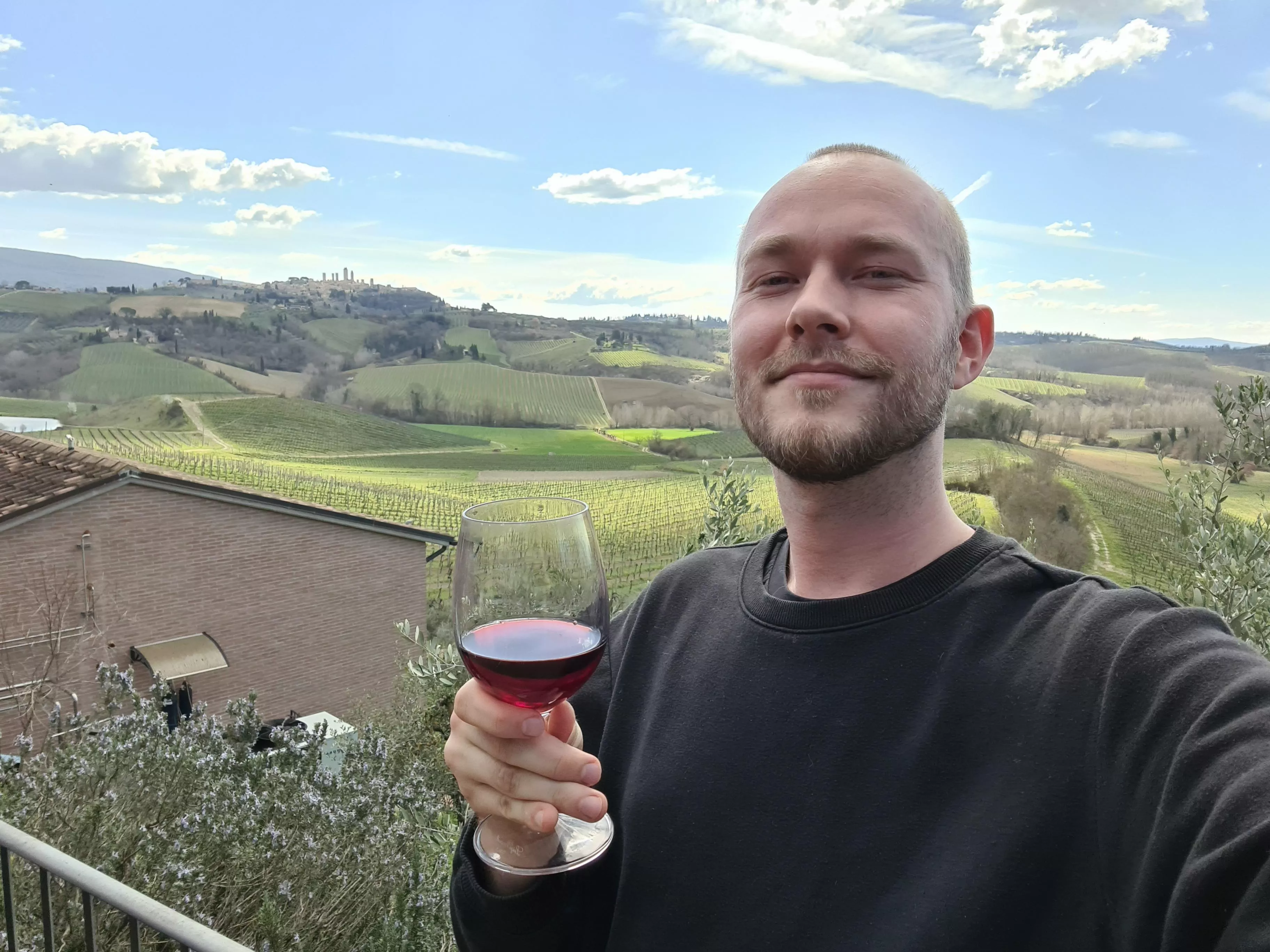enjoying the Tuscany trip very much. and yesterdays winetasting +lunch was perfect 🇮🇹🍷 posted by mrc1993