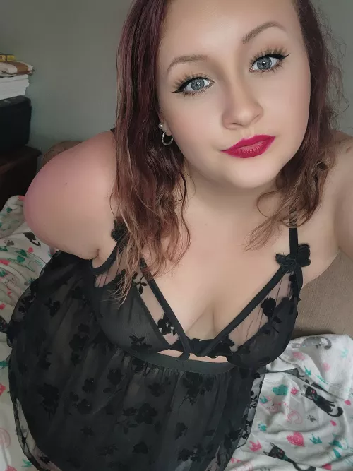 Every girl needs a black dress by lunatic_2098