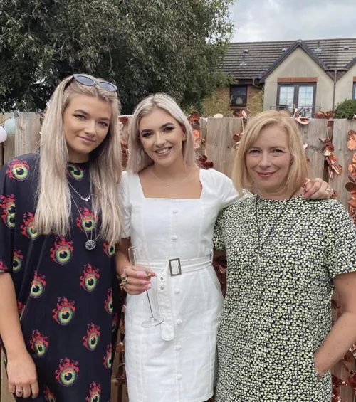 Family photos 🔥 by Teenlover1444