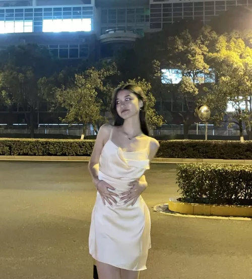 gorgeous girl by Arabica911