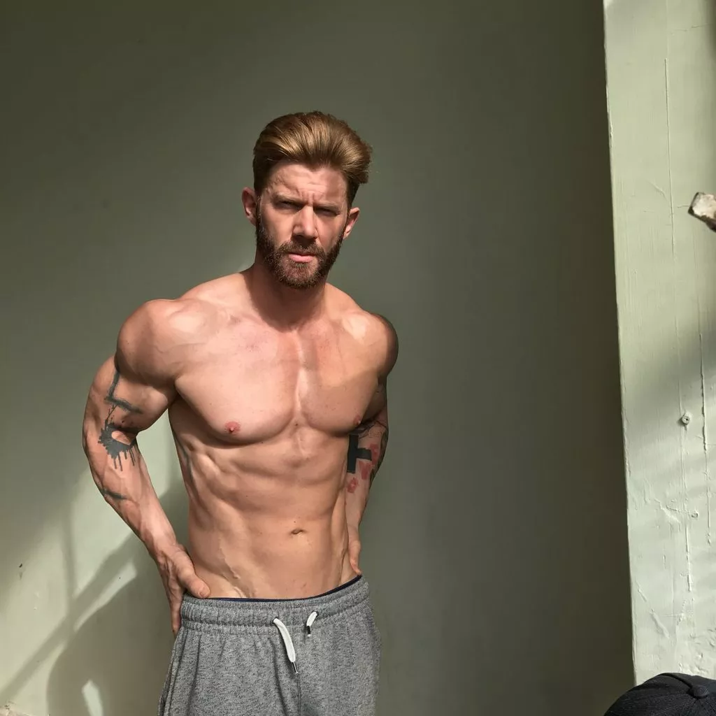 Had to squeeze in a workout before morning shift posted by DaddyHornStar