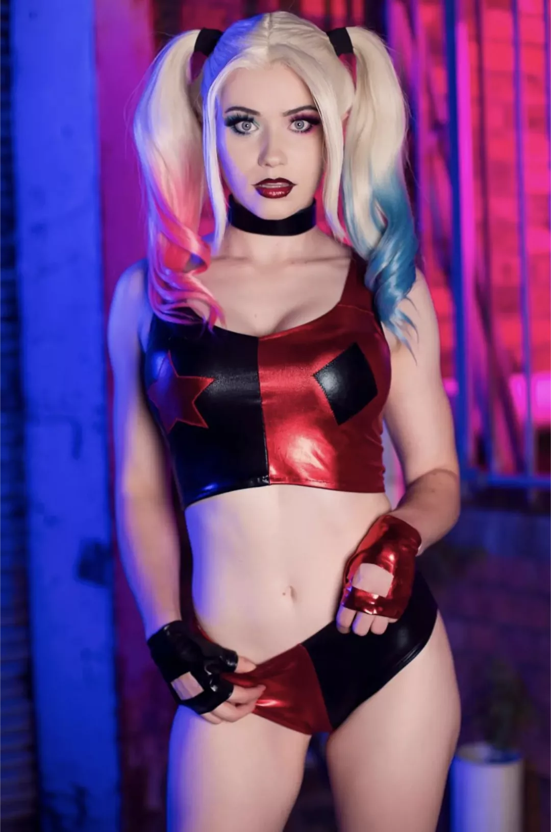 Harley Quinn by Nic The Pixie posted by wankmasterkc