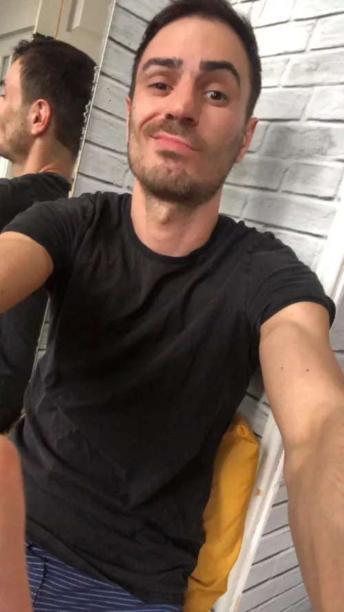 Hate when you feel that we are Friday but it’s still Thursday again! Grrrr by Embarrassed_Kiwi_238