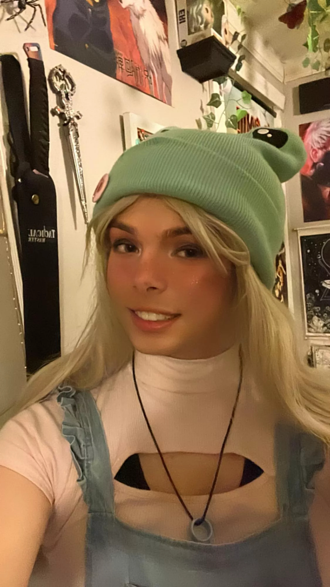 I got my eyebrows done! How’s this? posted by Bunnyrichsl