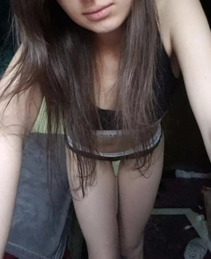 I love my little thigh gap (old pic) posted by chanelscarlett92