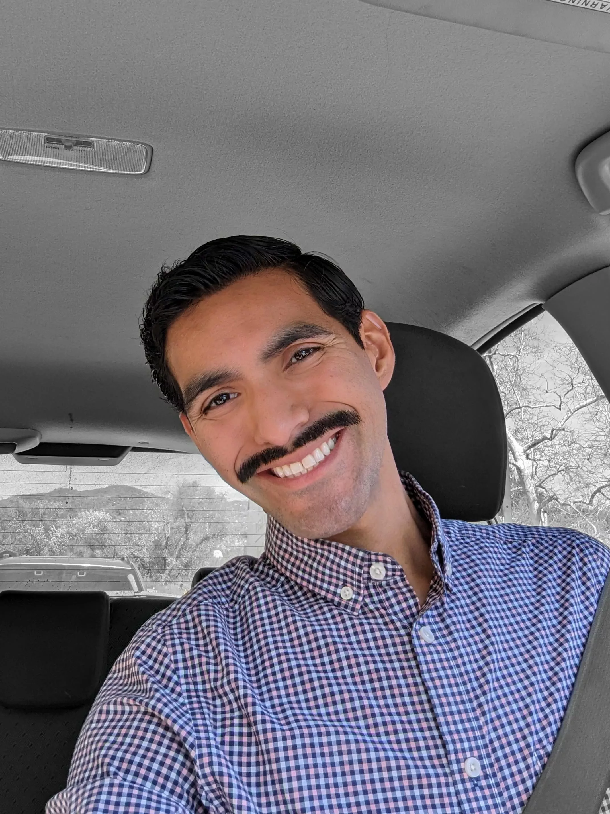 Idk why I've always felt uncomfortable smiling in pics, so here's a middle finger to my insecurities and anxiety posted by lrenteria00