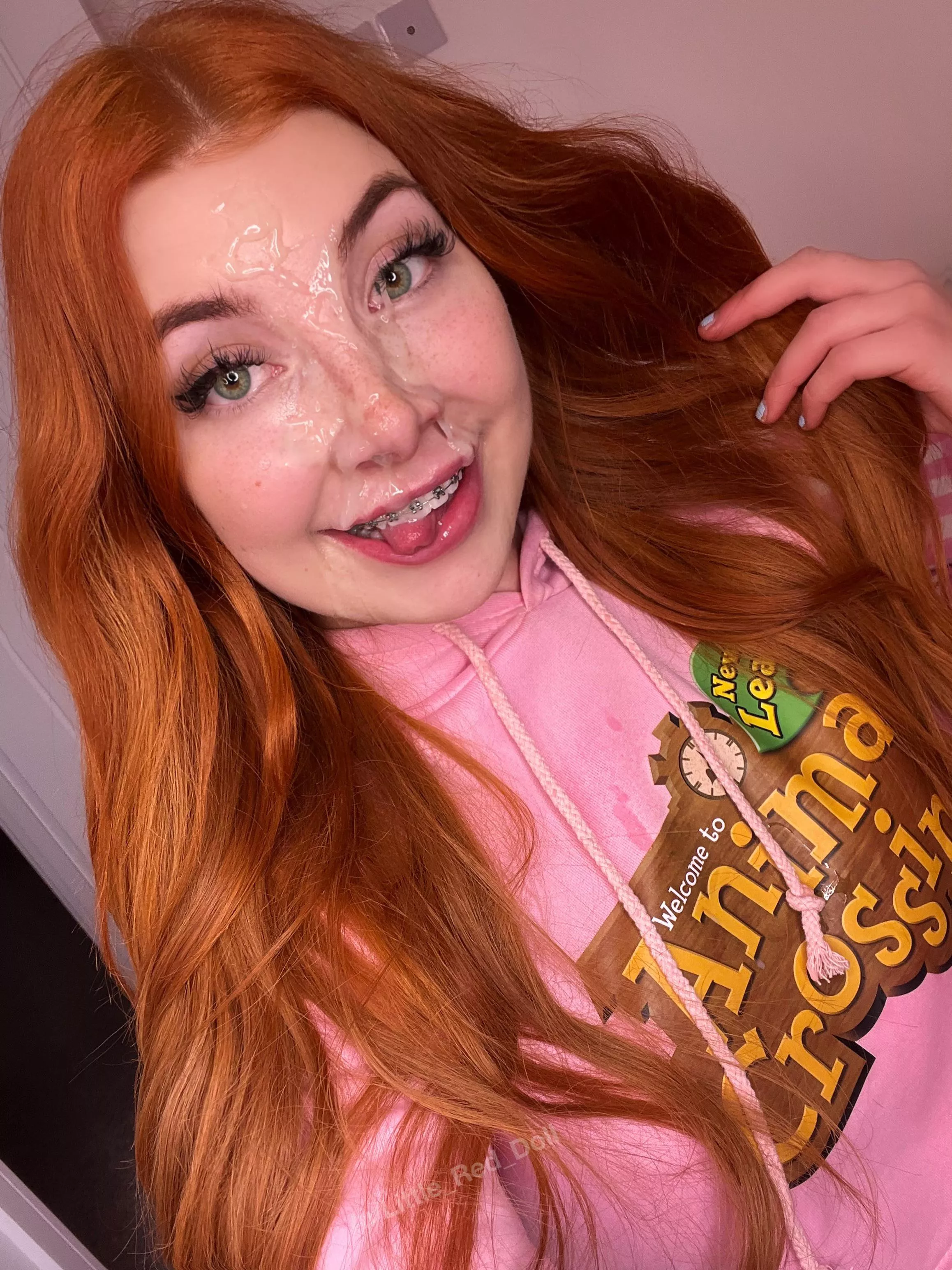 It went in my eye 🙊 posted by little_red_doll