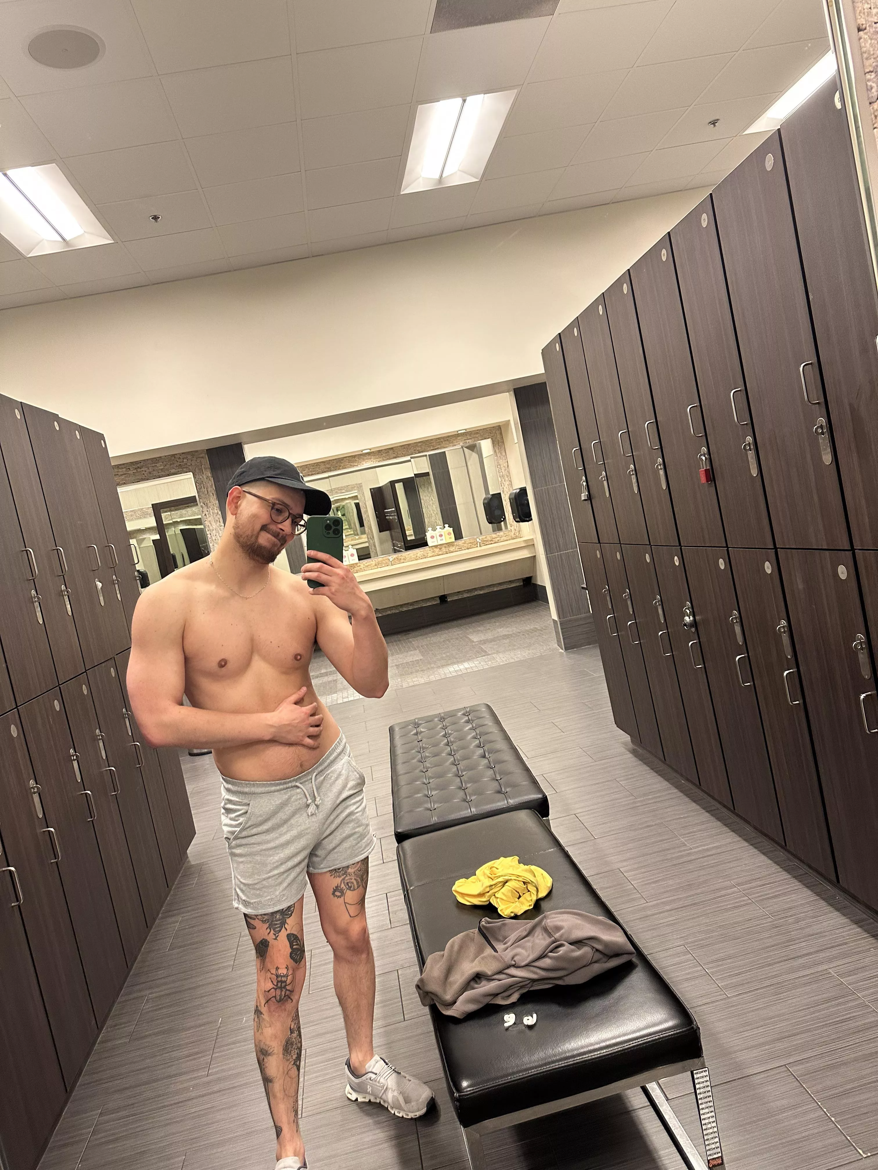 It’s Friday eve! posted by zklorenzo