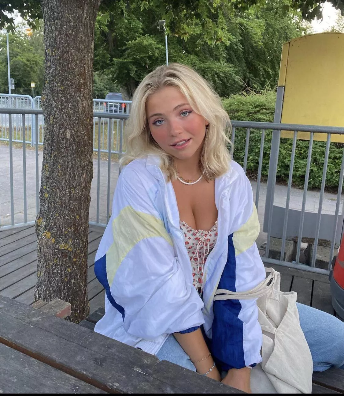 IUTR swedish classmate posted by Ordinary-Touch-1754