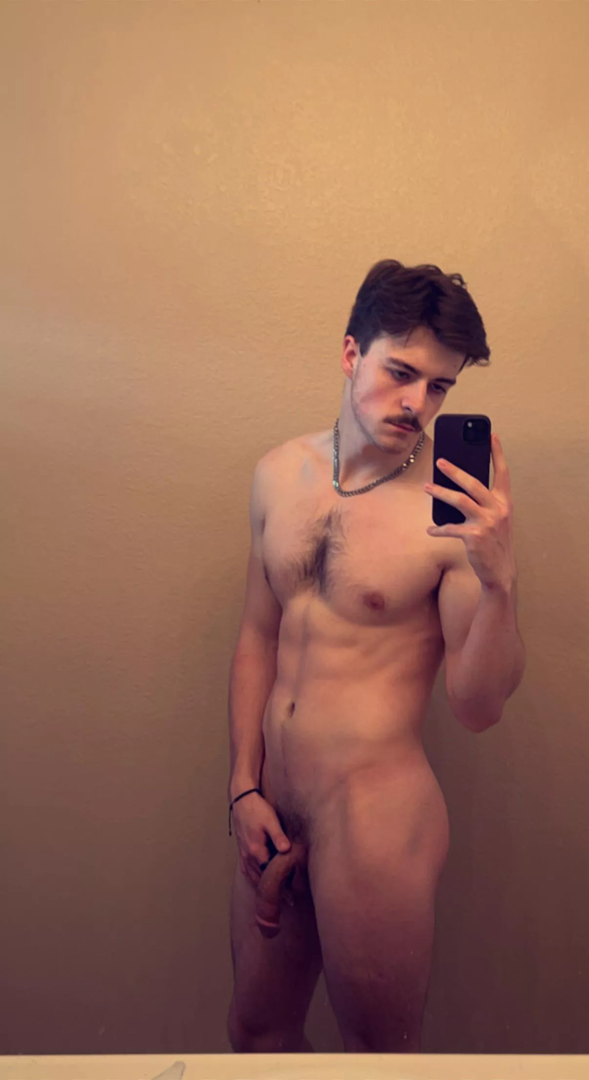 [M] Post circuit pose posted by AwkwardAltDude
