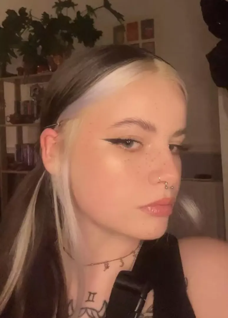 New hair hehe x posted by M00dyDevil