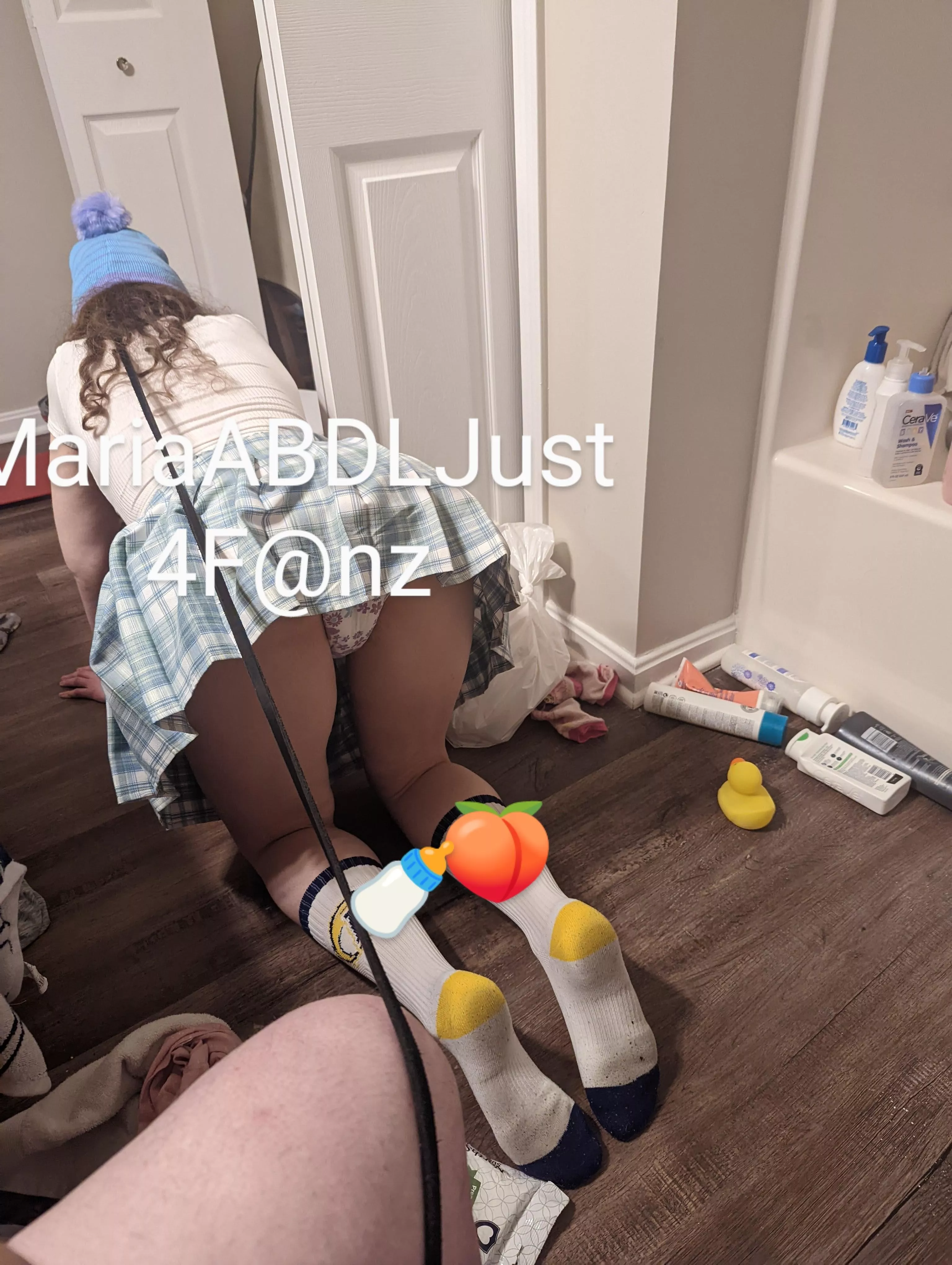 Somebody went for a walk in their Goodnite! posted by pacilover2003