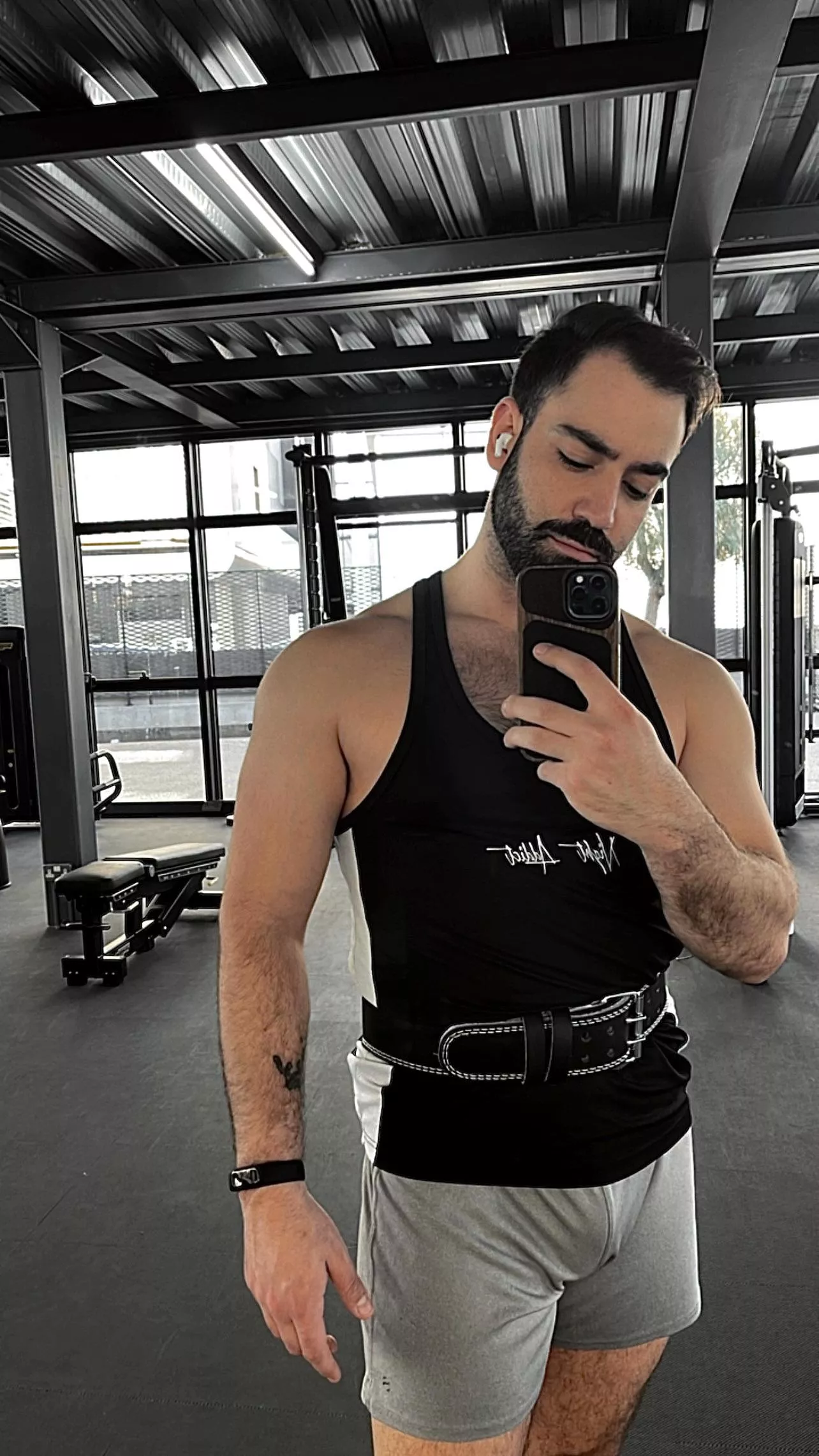 Summer loading…👙 posted by ProudHighlight5292