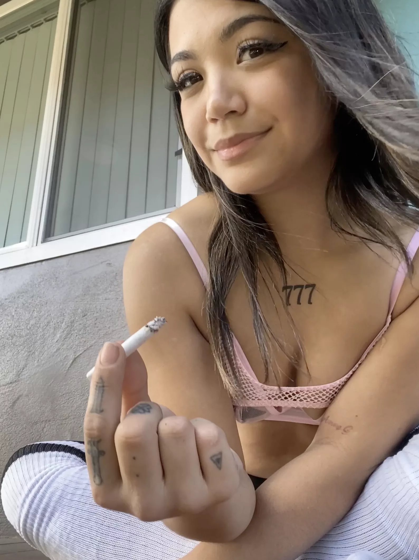 Take a puff 🚬💋 posted by ilyanastasia