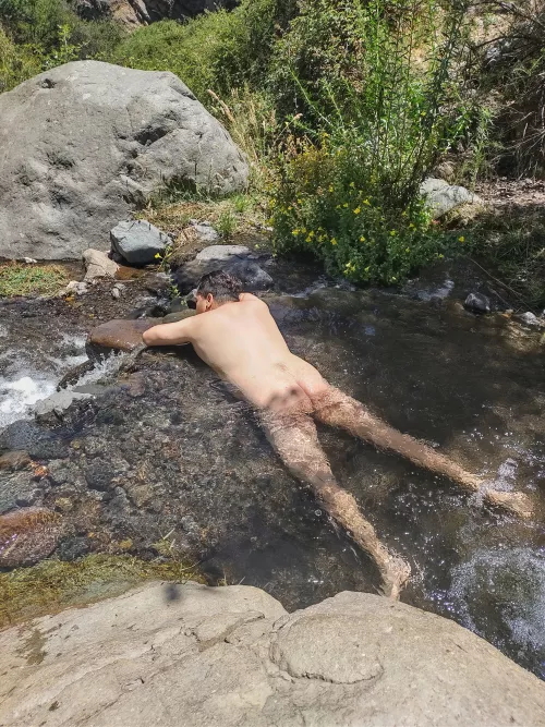 taking a dip! by prudishcantelouope