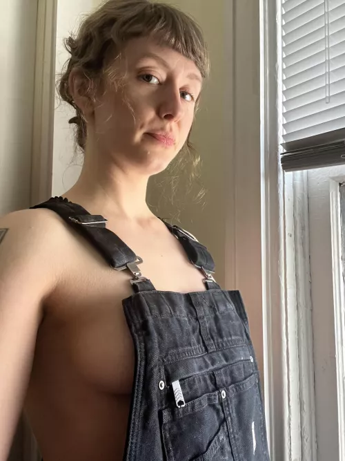 The face I give my bangs when it’s time for a trim✂️ by eternaldarkness12