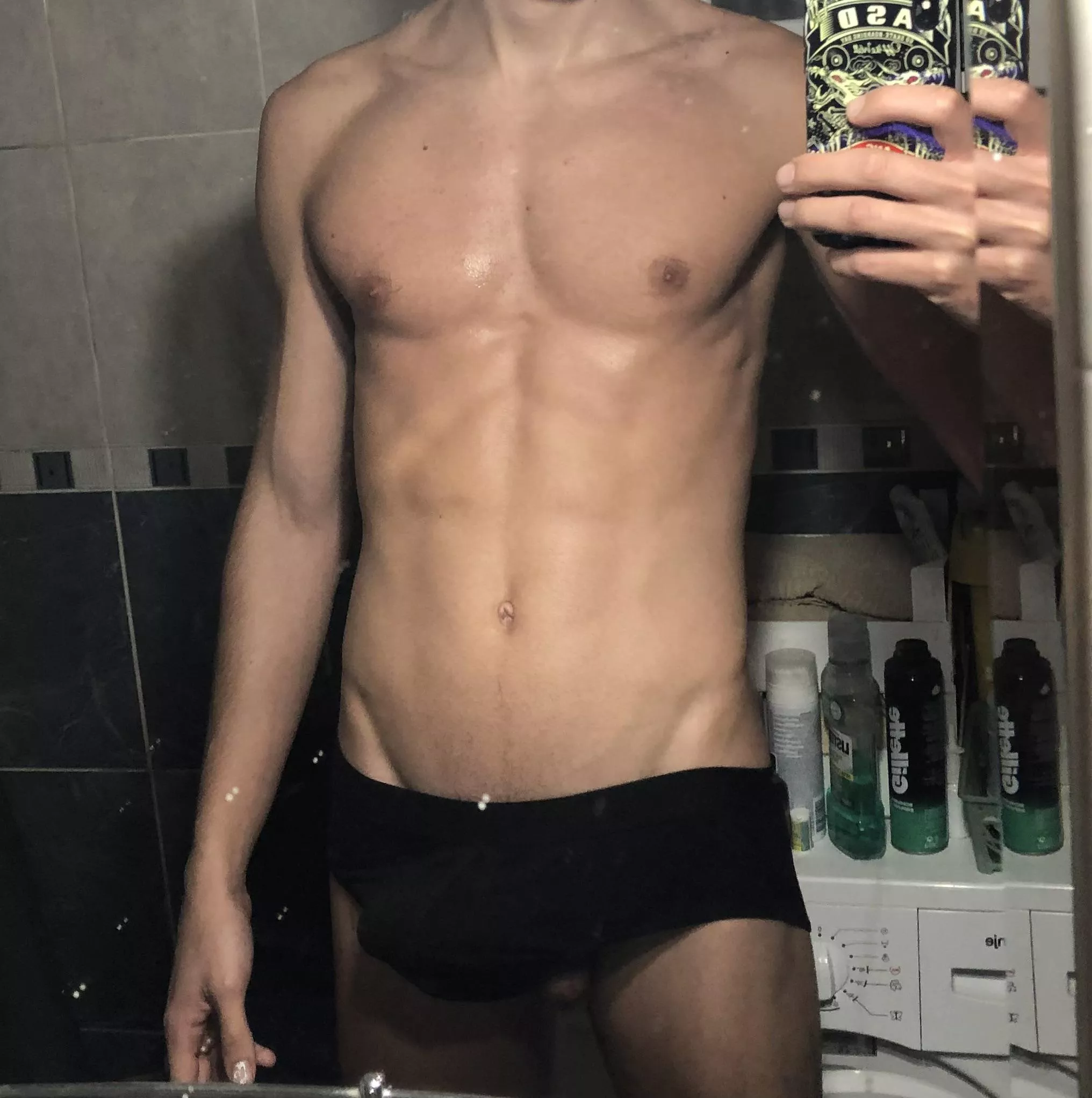 Wanna watch it spring out? posted by dan1ilo