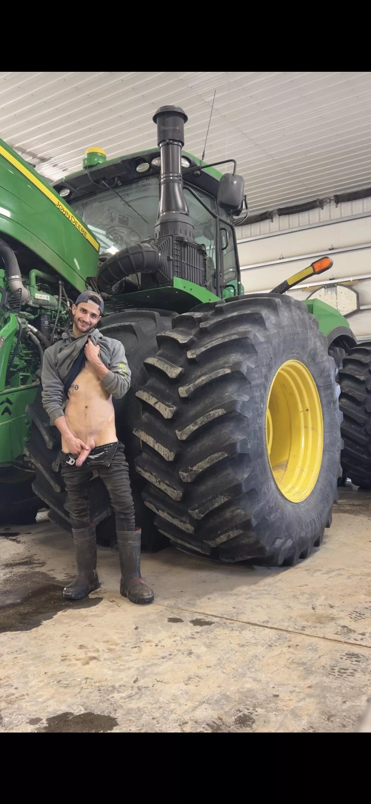 Working Alone in the Shop has its Perks 😏😎 posted by Duck-Dodgers34