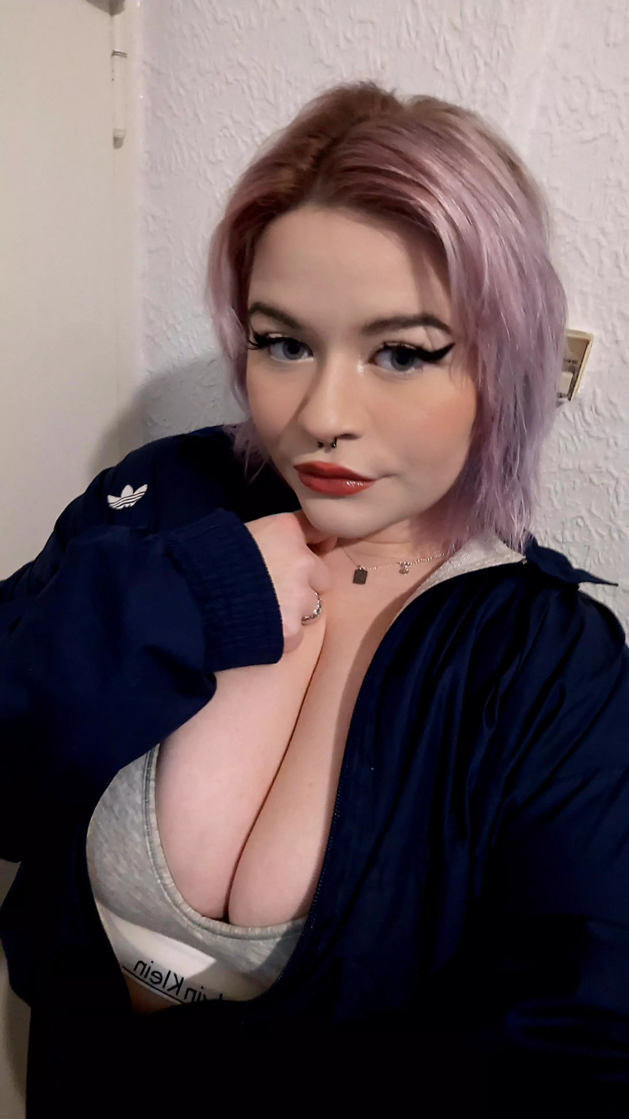 Would you use me? posted by Mina_Cinnamon