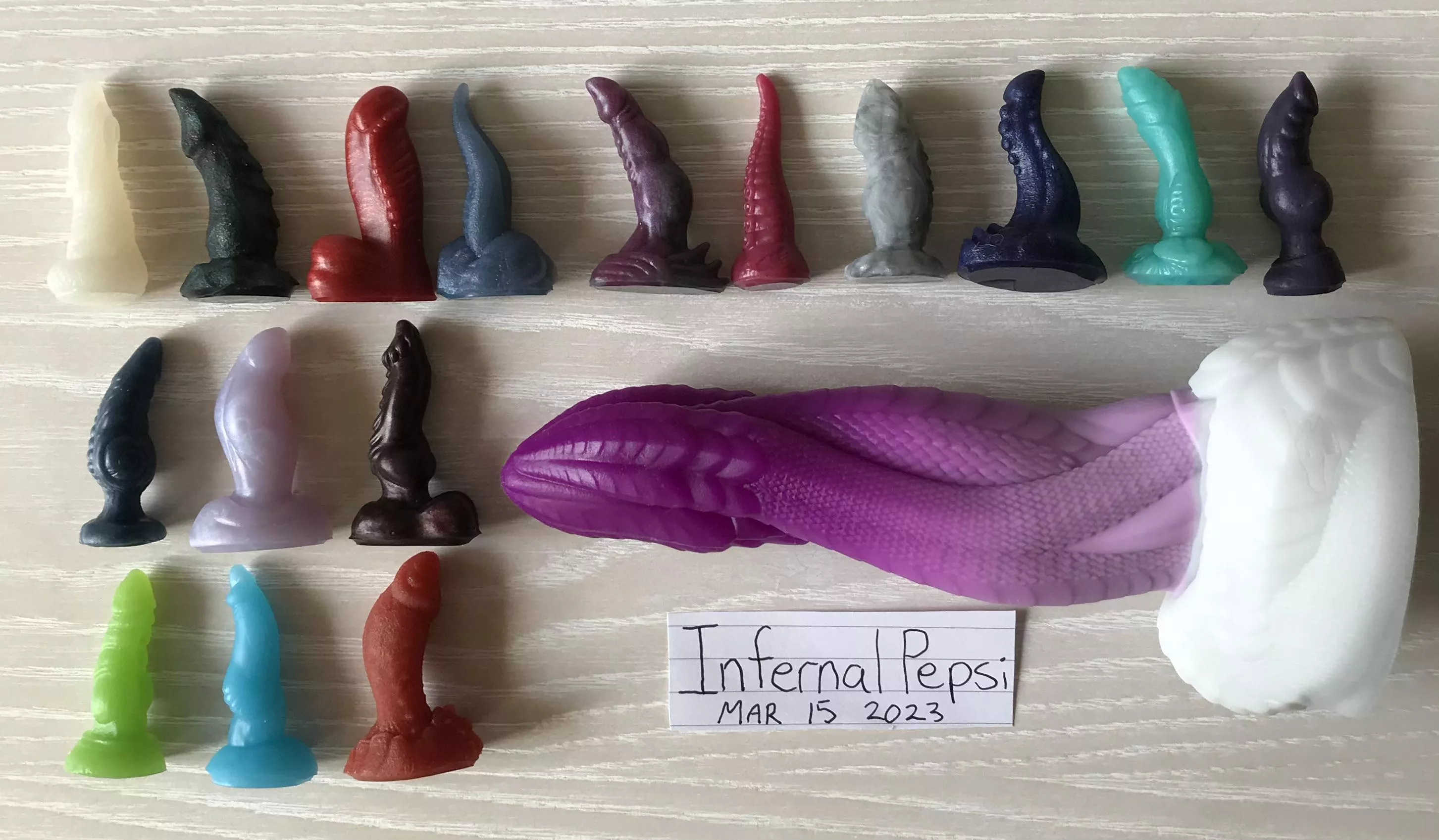 [WTS][US/CAN] $120 USD Orochi, Small, Split firmness (S/F), w/ bonus free teenies posted by InfernalPepsi