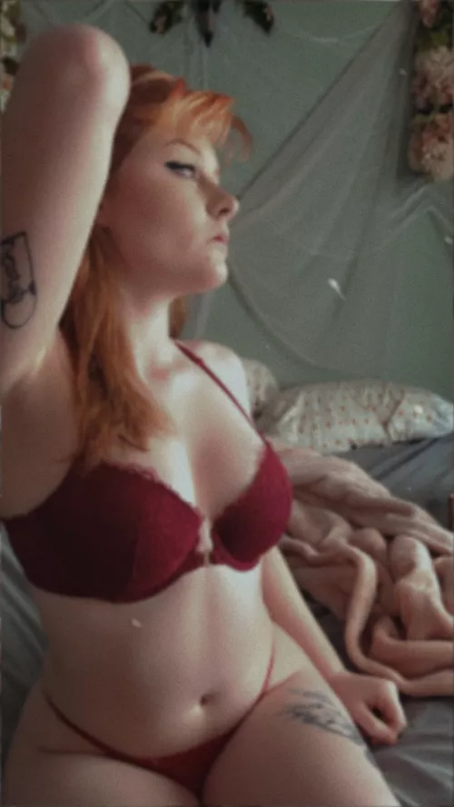 18 and single😇 by laniebeanz1