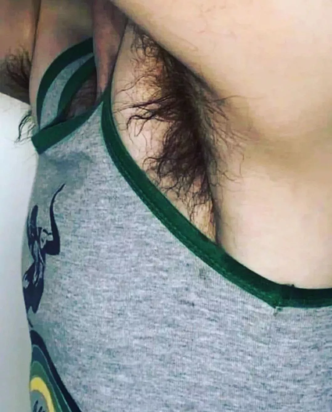 34°C = Sweaty Pits posted by cakezfordayz