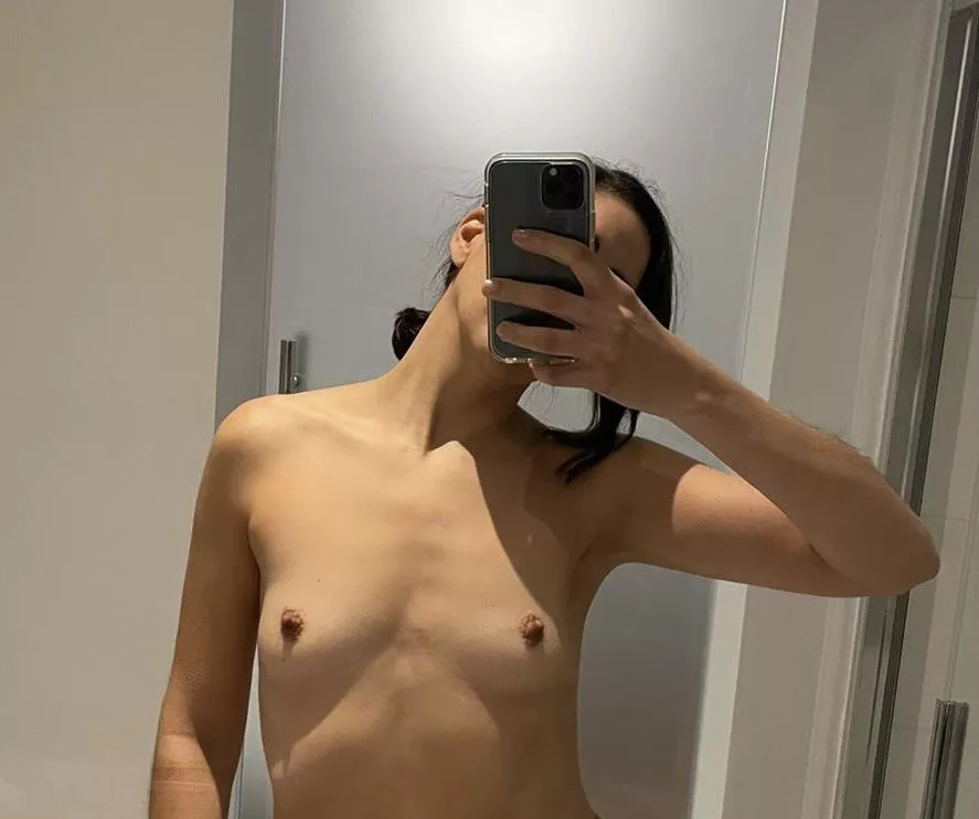 36yo-167cm-55kg Im not sure if my breasts still look perky enough posted by Annmty