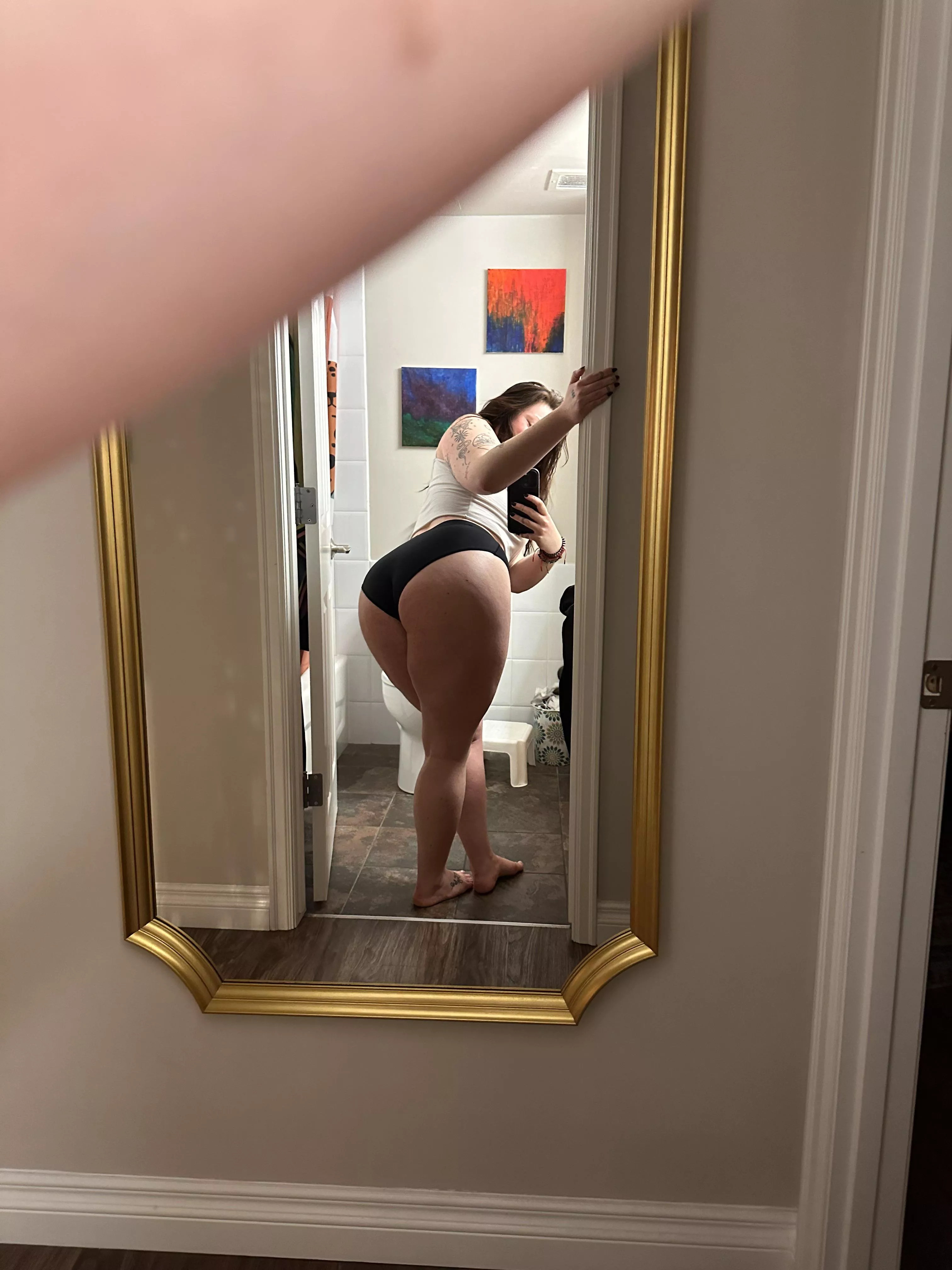 46 inches 🍑 posted by urlocalgymcrush