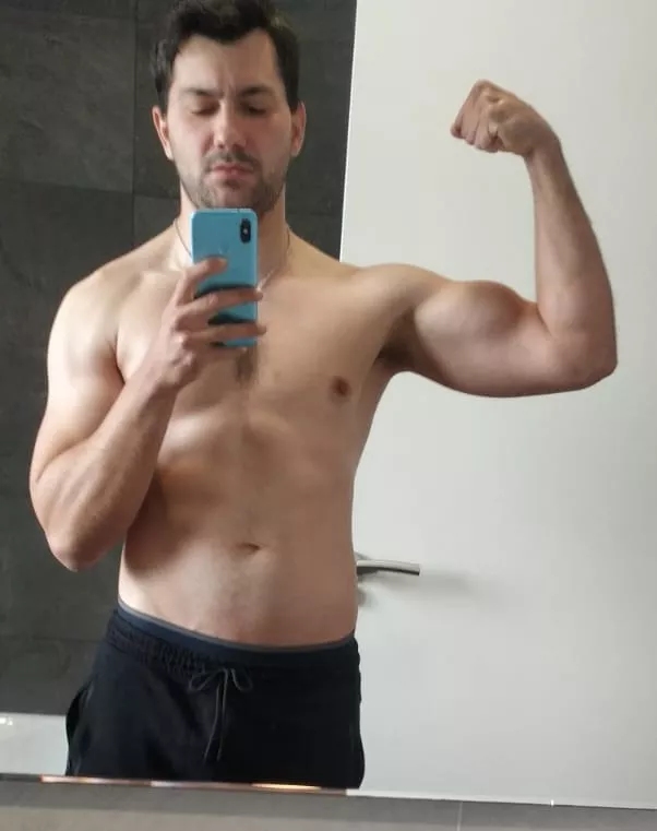 Are my forearm muscles noticeable? posted by David_wildbro