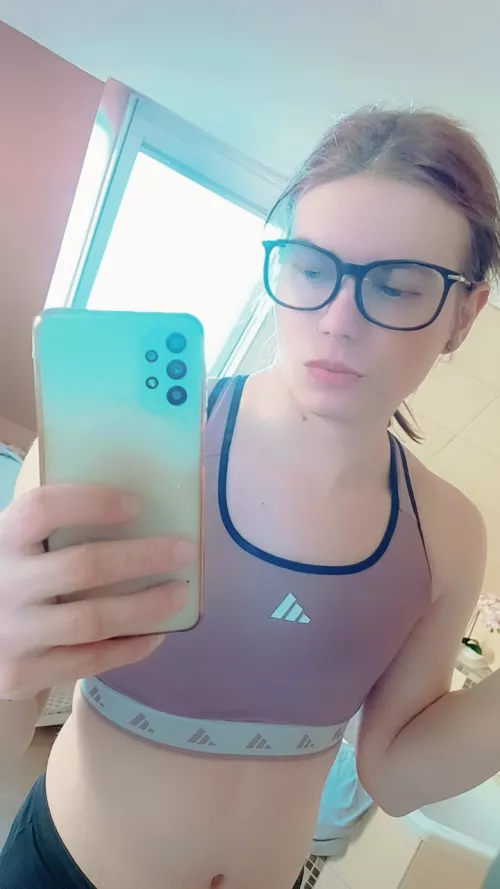 Happy Friday :3 btw no Make Up Friday ^-^ by PolarsternVR