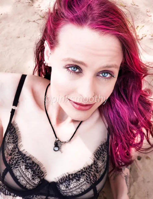 Happy Friday everyone 😘 by Pink_smoothy