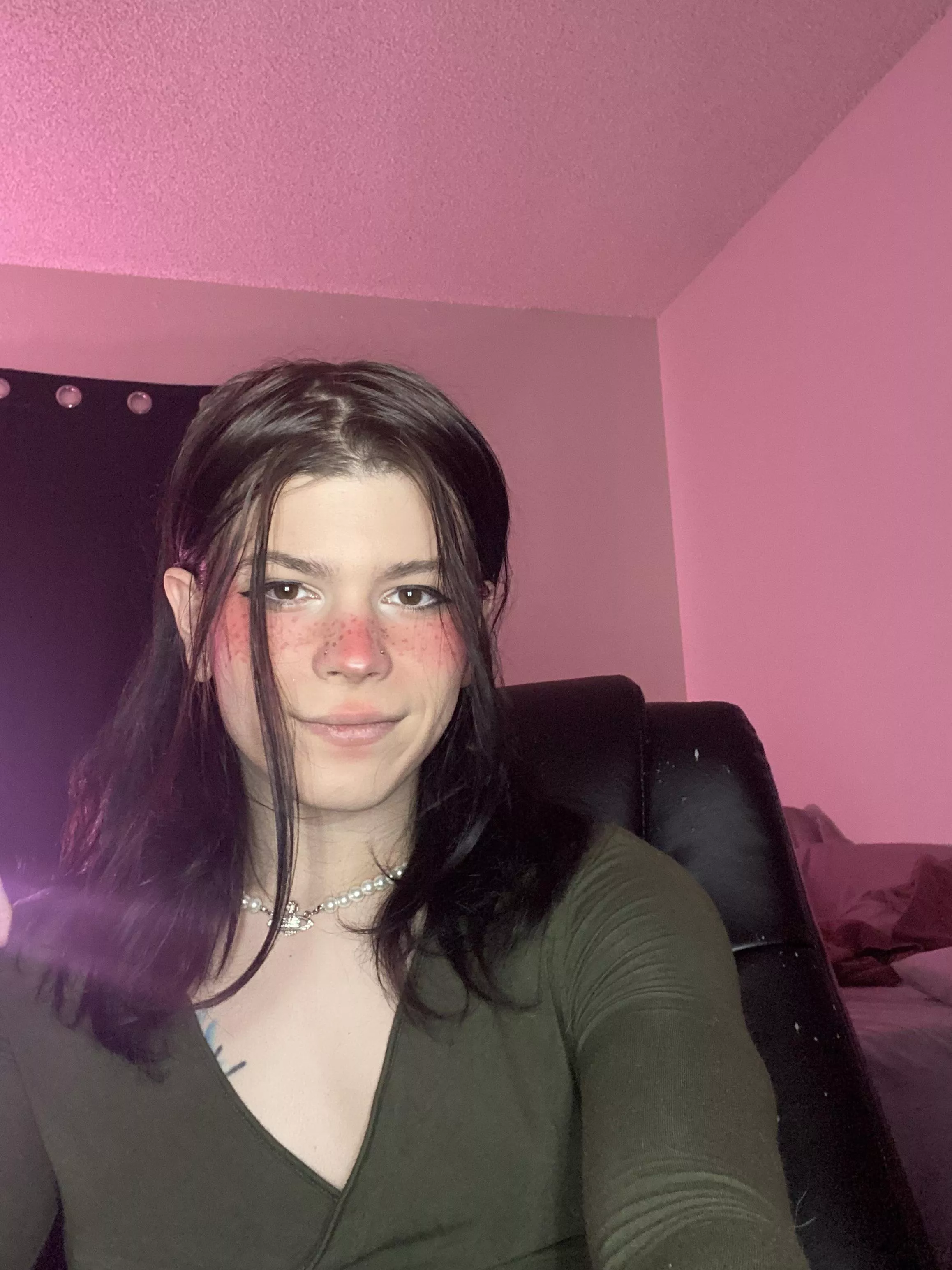 Happy Friday everyone (: posted by xmarixi