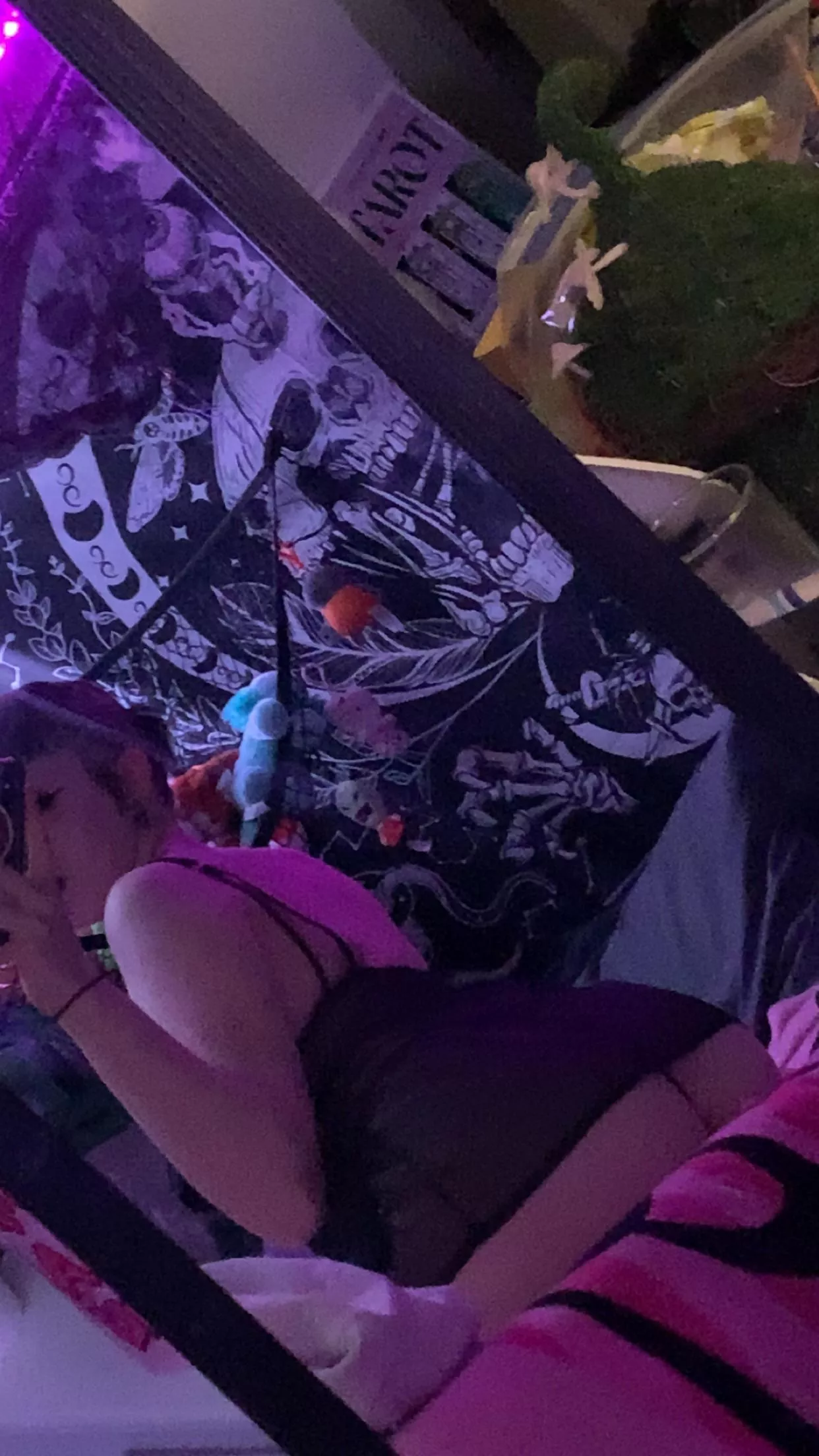 I need a seat 💕 posted by OpheliaMeUp