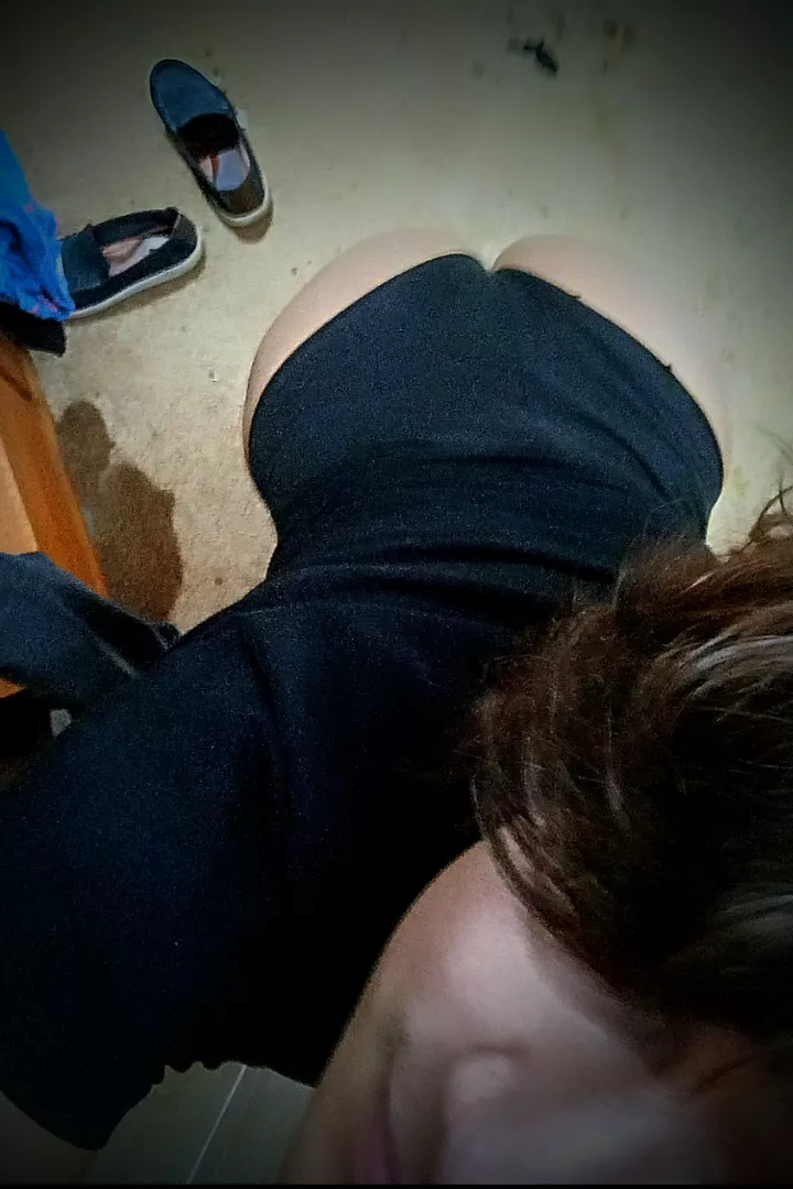 I'm looking like a straight slut... posted by cuteCDfatbooty