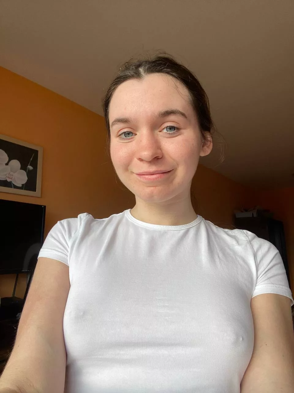 No filter, no bra 😊 posted by RevolutionarySun907