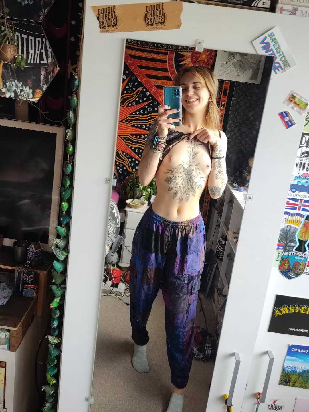 Something to make your day a little better:) posted by liltiddyhippie