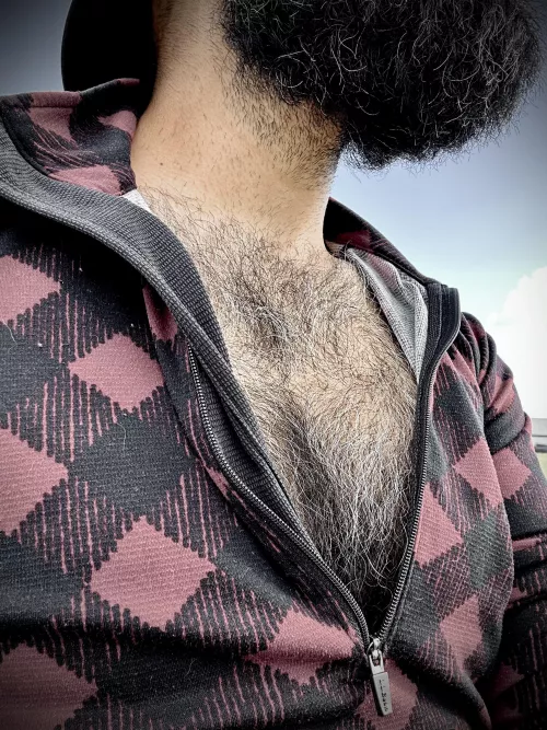 Staring is encouraged in this scenario! by hE77054141