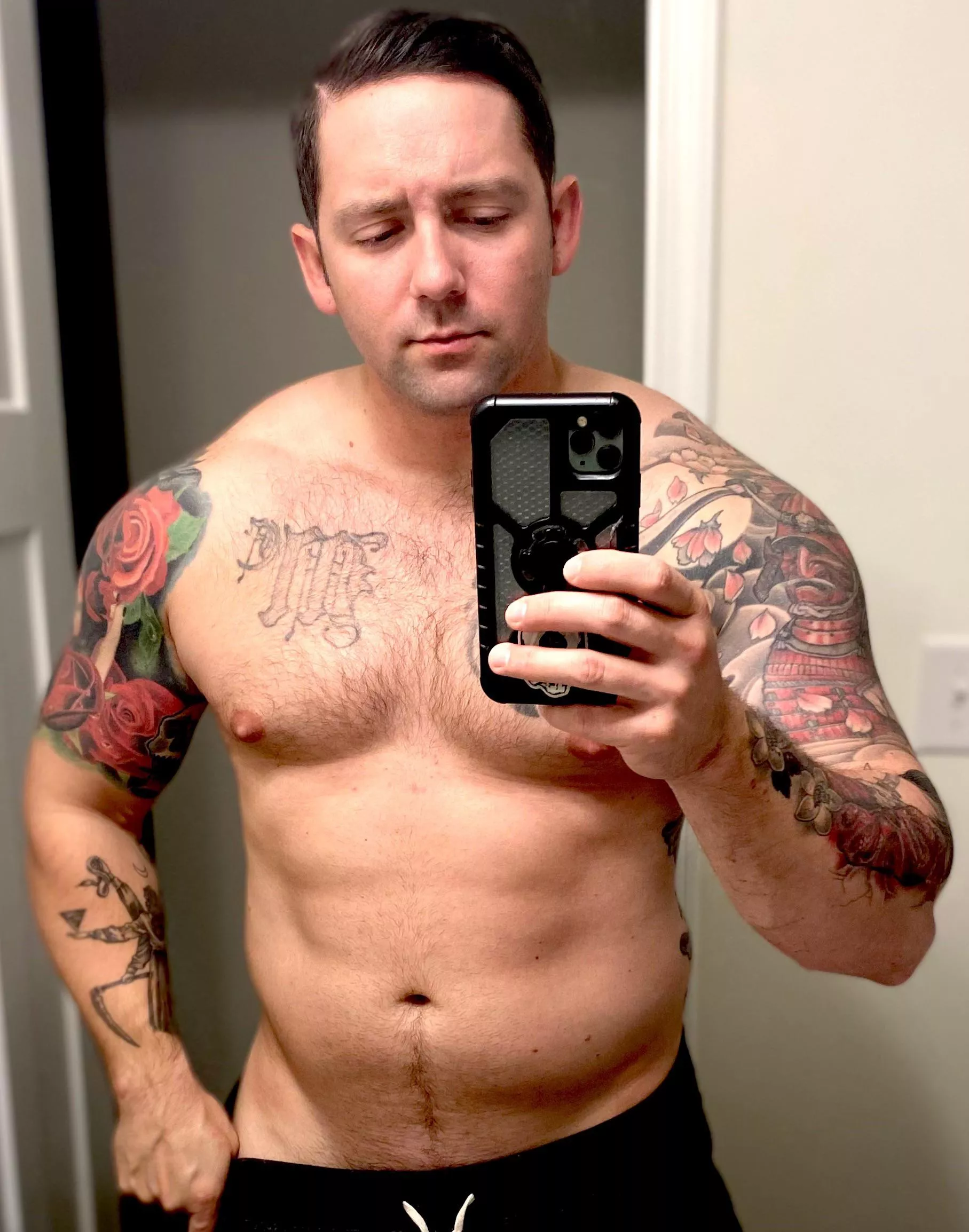 Where else should I post ladies? 🤔 posted by Suspicious-Ad2868