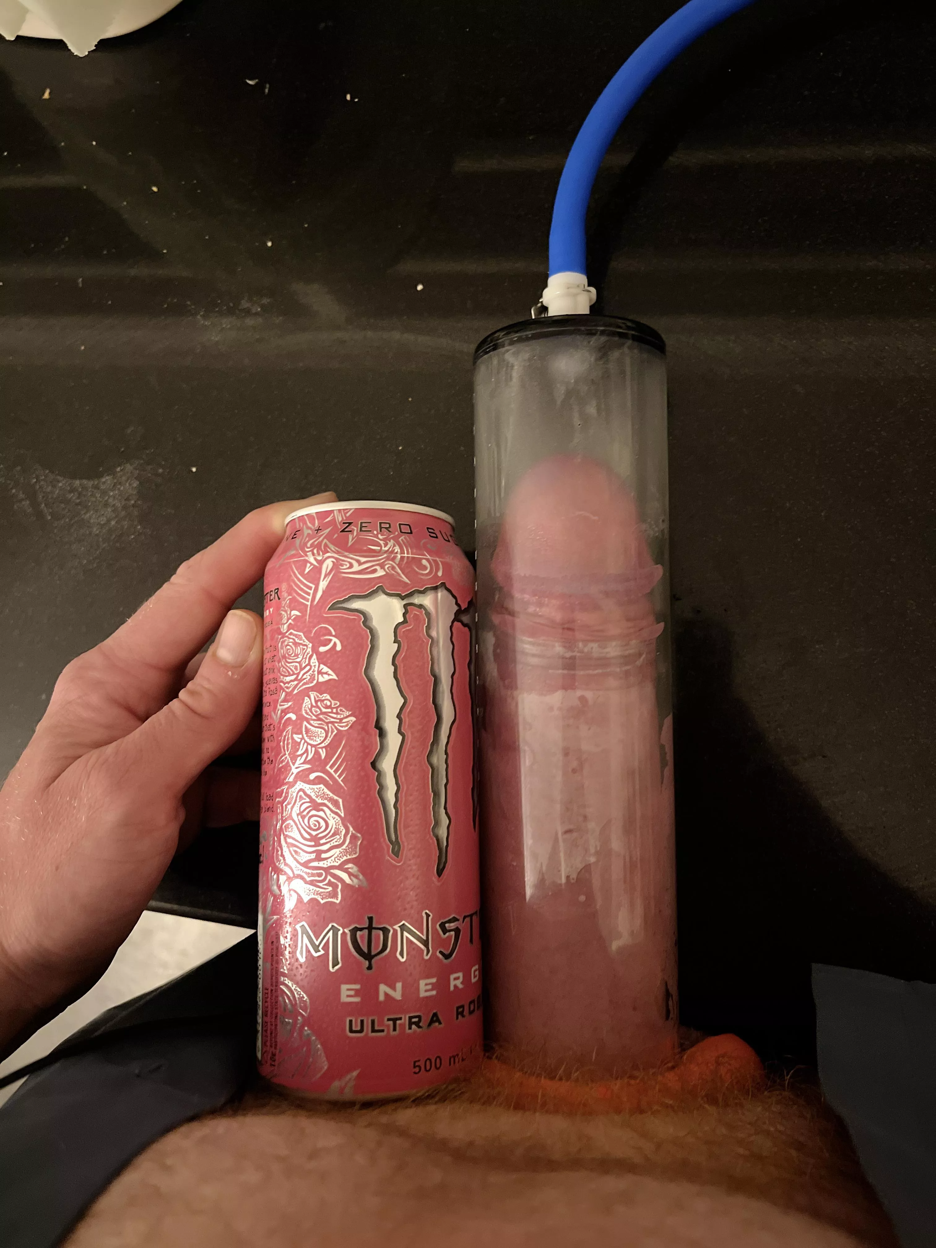 Aiming to fill this pump during Estim session. 🤤🤤 posted by Juicy_and_Ginge