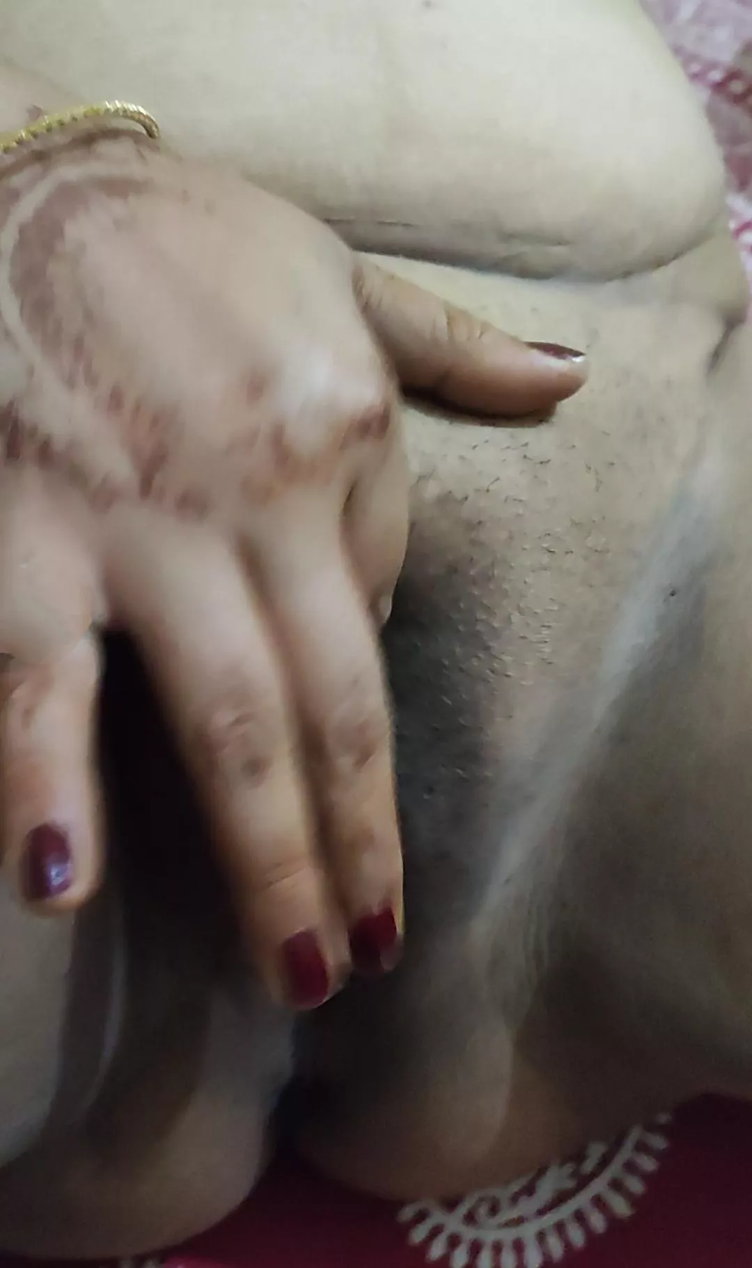 Any Arab/Pakistani alpha wants to degrade me racially ,a bengali wife. pic hunters stay away posted by cutesexybong