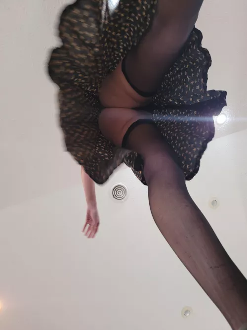 Are you peeking?? by tootsieswitch