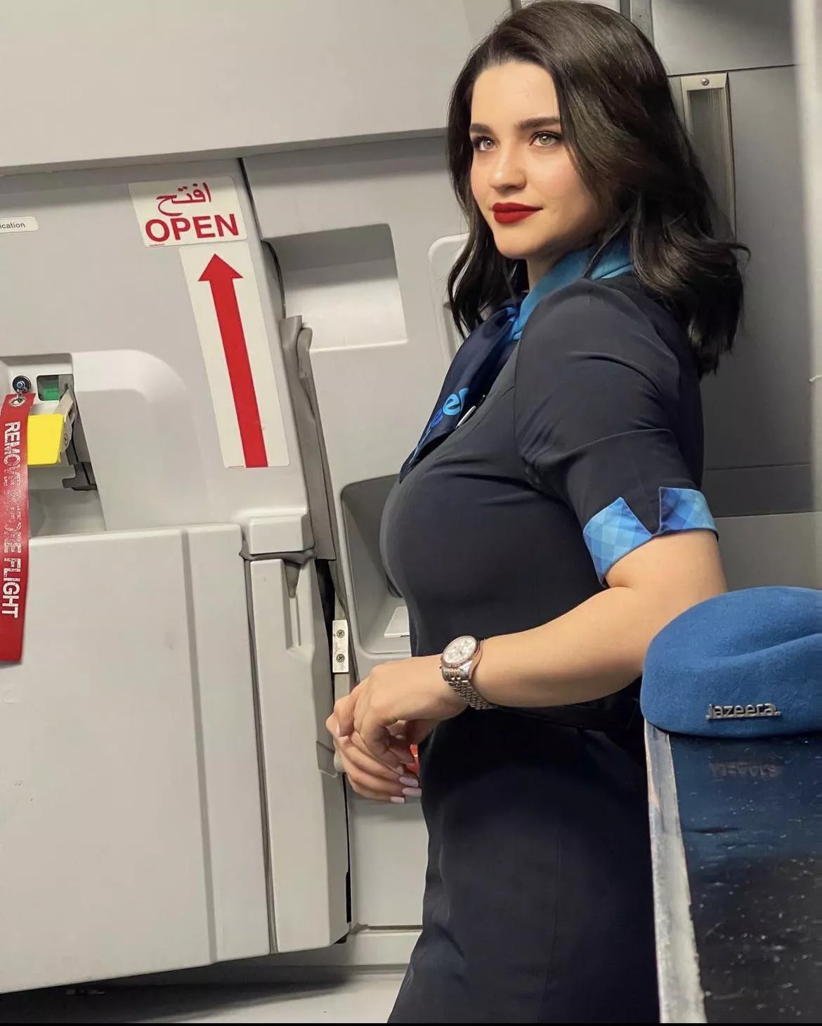 Cabin crew 🇹🇷 posted by arrayoutofbounds