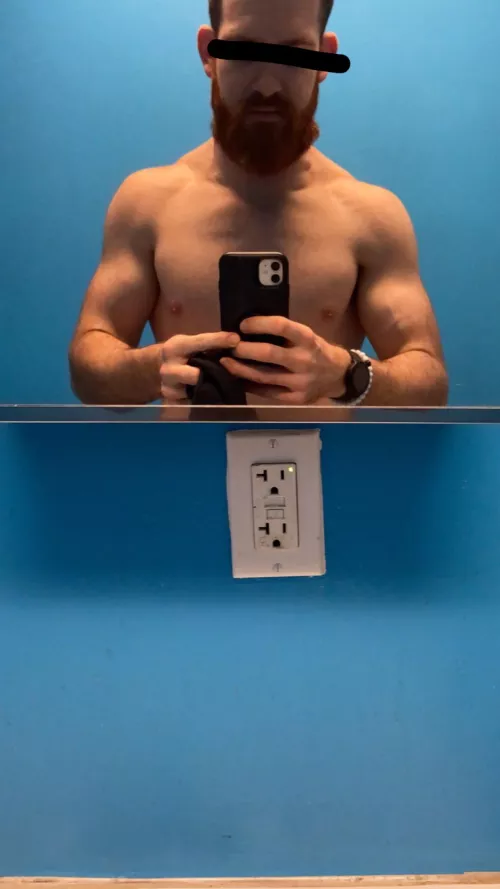 Can I get some love without showing cock? by bigredxxx69