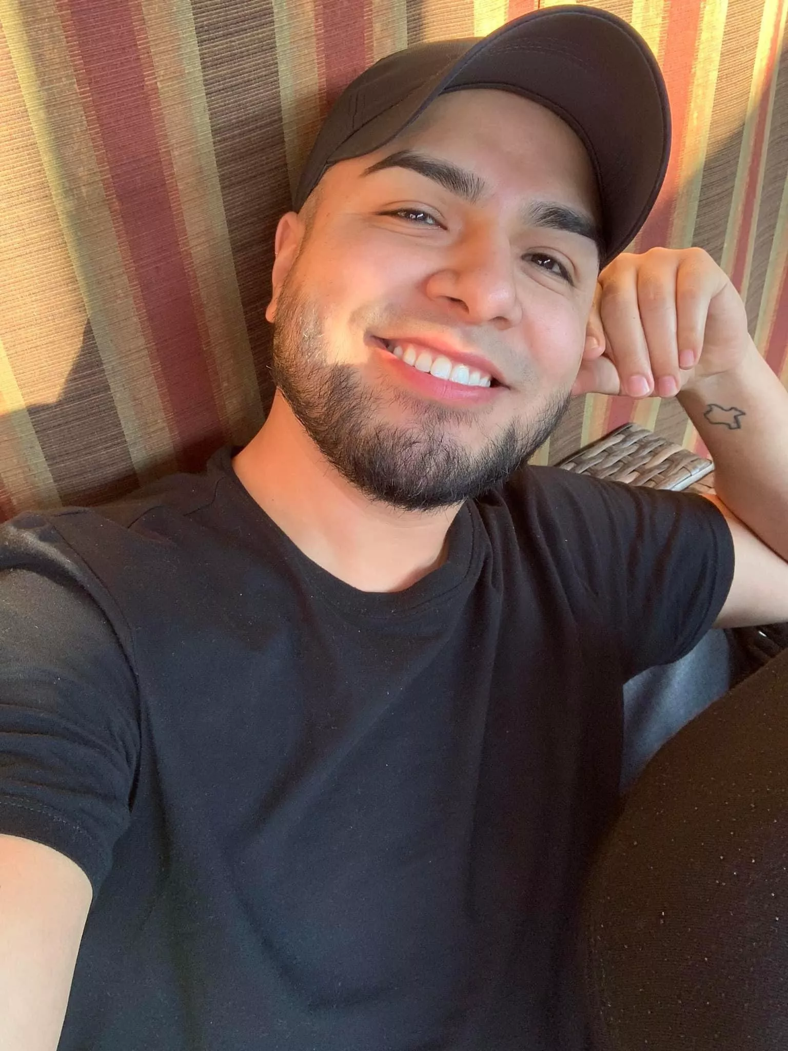 Cheers to a great weekend! ;) posted by onenightgay