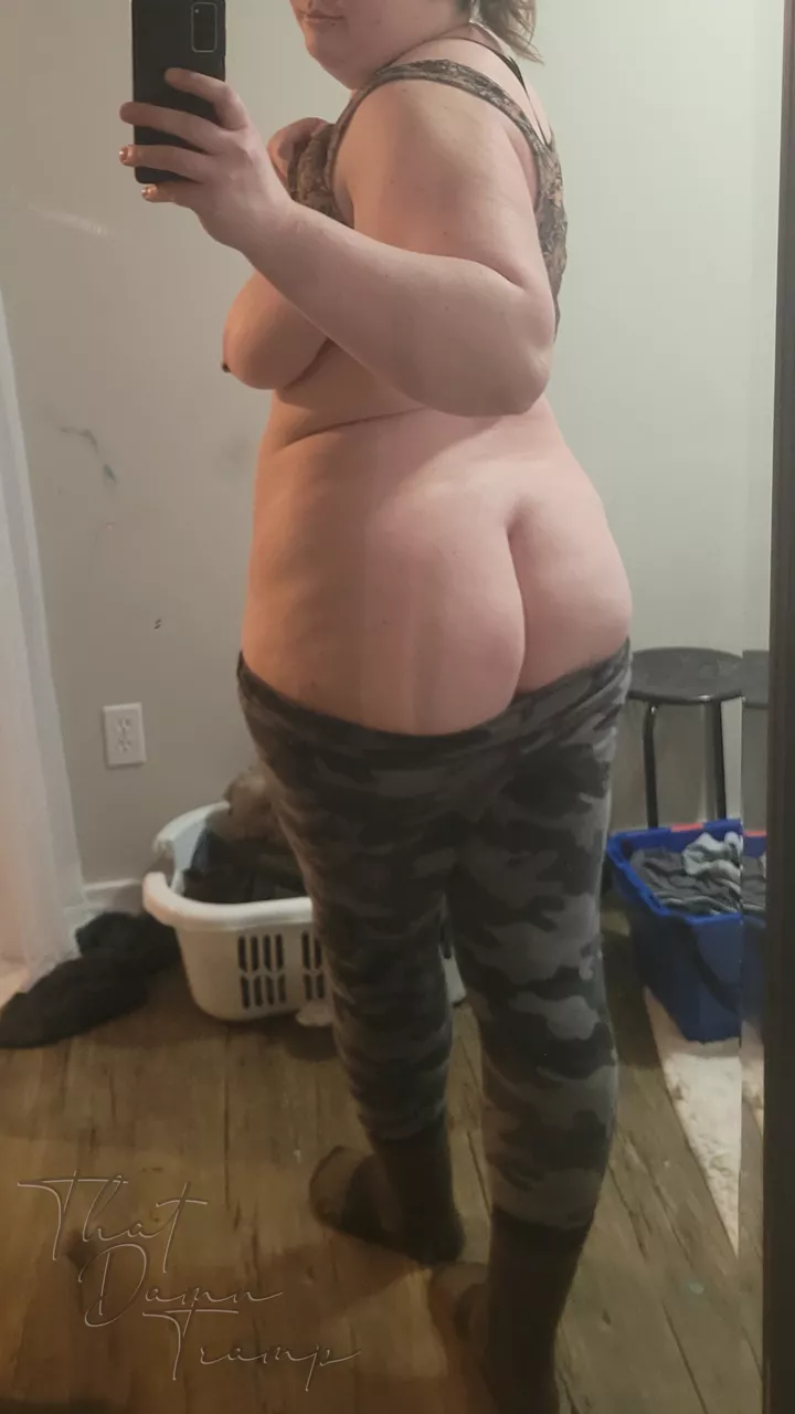 Felt cute, might suck cock later 🙂 posted by ThatDamnTramp