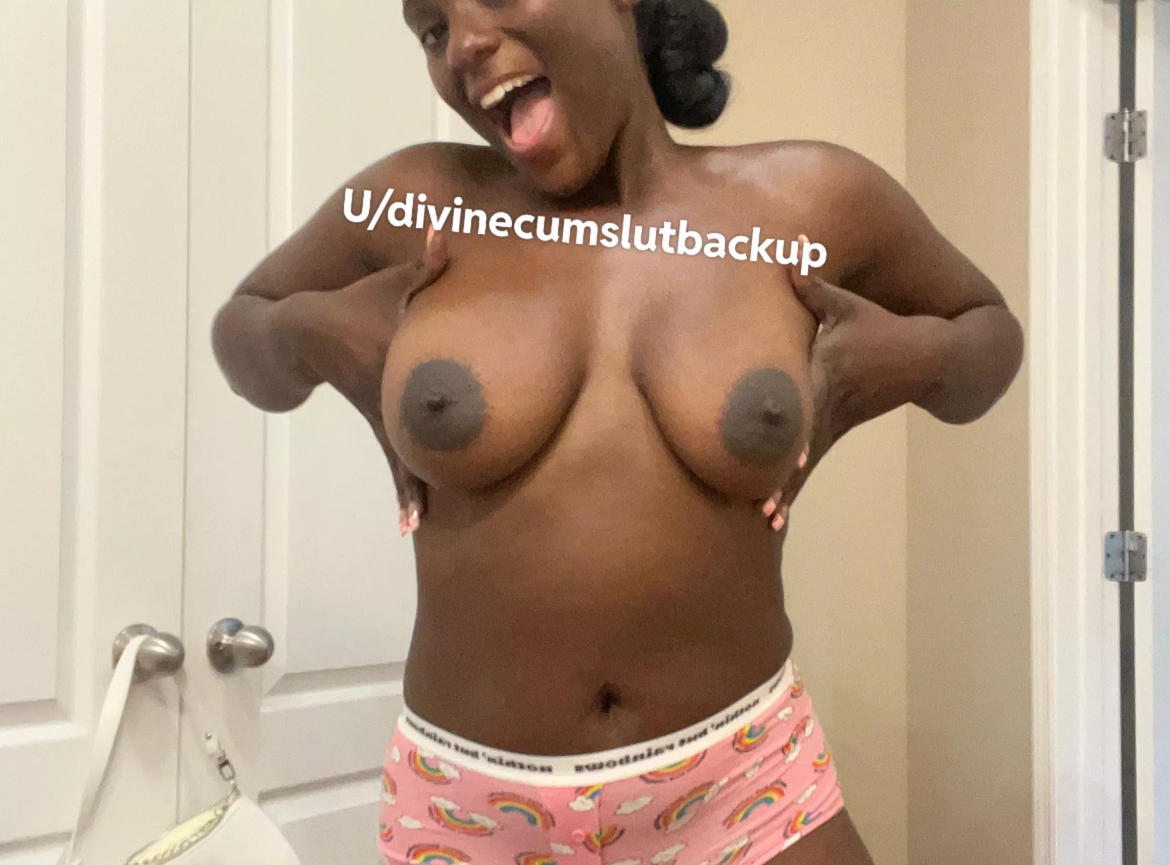 Happy Saturday posted by Divinecumslutbackup
