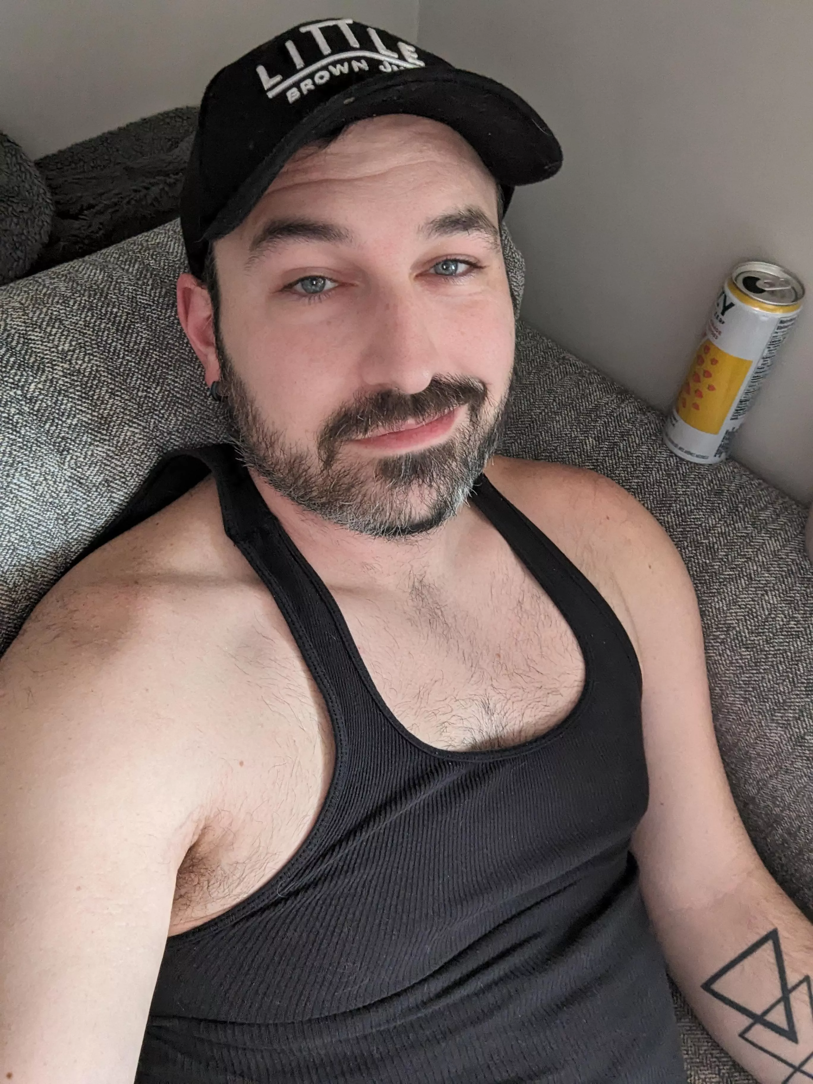 Happy Saturday everyone, time to put your feet up and relax! posted by spruceflapjack